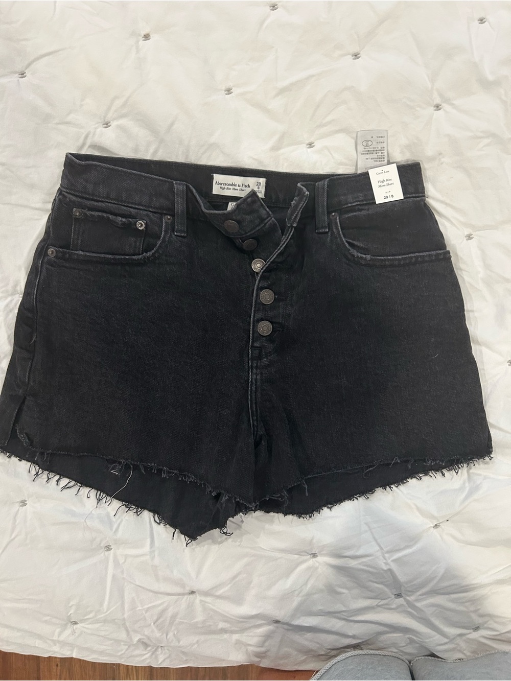 NWT Abercrombie & Fitch Curve Love High Rise Mom Short